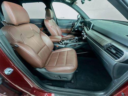 Dawning Red 2024 Kia Telluride EX