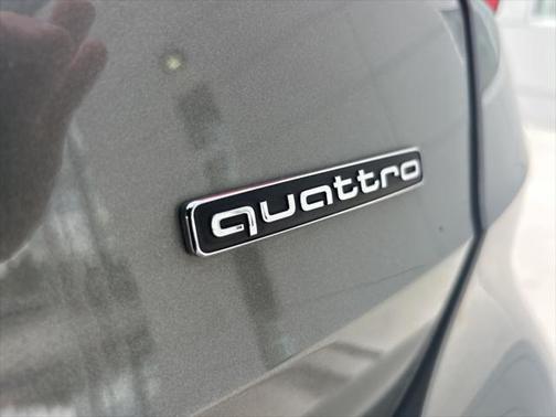 2022 Audi Q3 45 S line Premium Plus