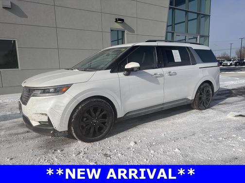 2024 Kia Carnival SX