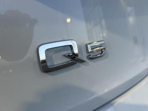 2022 Audi Q5 e 55 S line Premium Plus