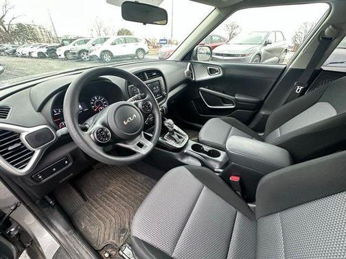 Steel Gray 2022 Kia Soul LX