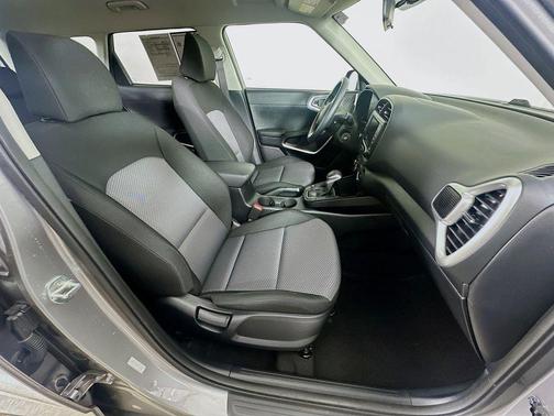Steel Gray 2022 Kia Soul LX
