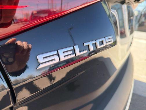 2023 Kia Seltos S