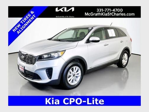 Sparkling Silver 2019 Kia Sorento LX