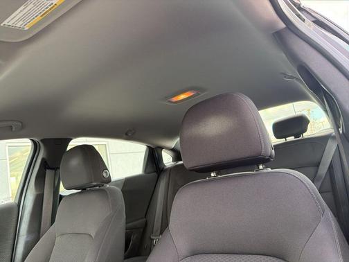 Mosaic Black Metallic 2017 Chevrolet Malibu 1LS