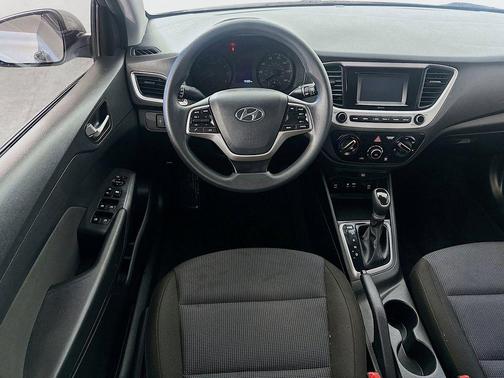 Forge Gray 2022 Hyundai Accent SE