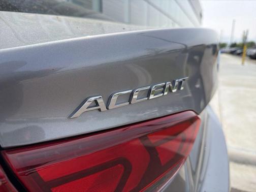 Forge Gray 2022 Hyundai Accent SE