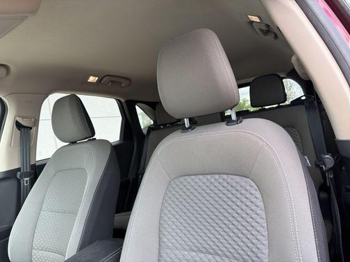 Red 2020 Ford Escape SE
