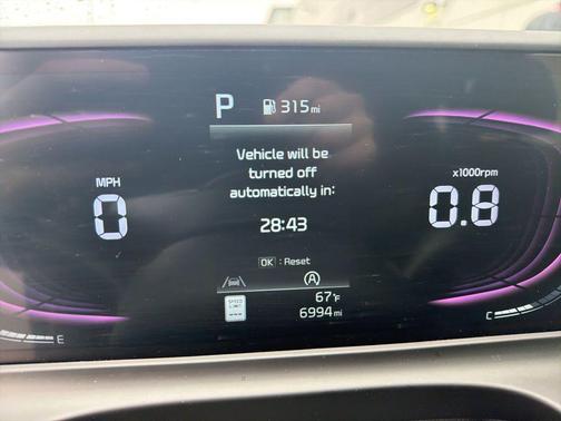 Fusion Black 2025 Kia Seltos S