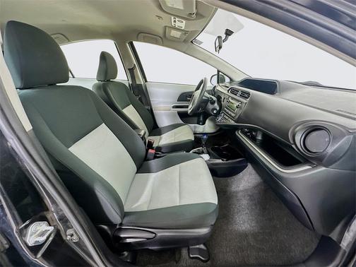 2014 Toyota Prius c Two