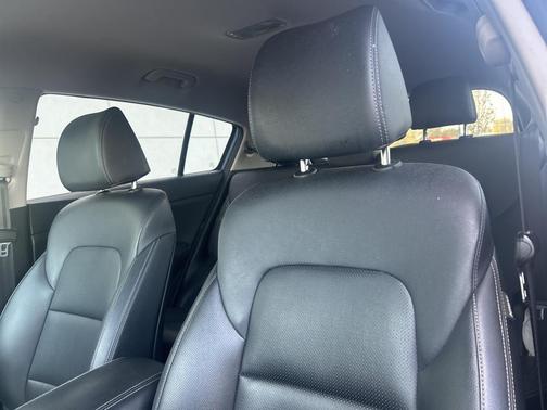 2020 Kia Sportage EX