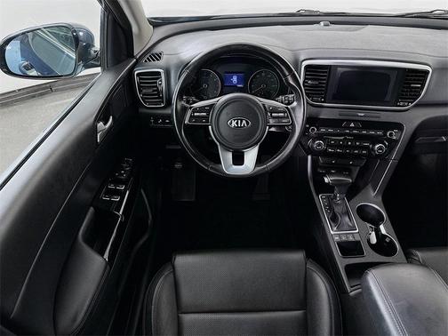 2020 Kia Sportage EX