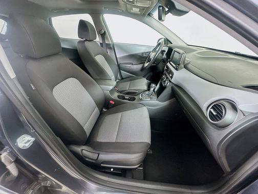 Thunder Gray 2020 Hyundai KONA SEL Plus