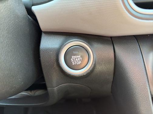 Thunder Gray 2020 Hyundai KONA SEL Plus