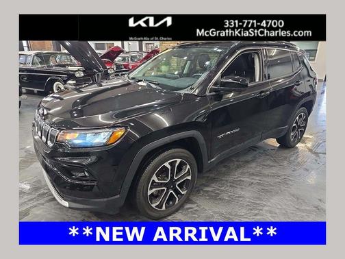 Diamond Black Crystal Pearlcoat 2022 Jeep Compass Limited