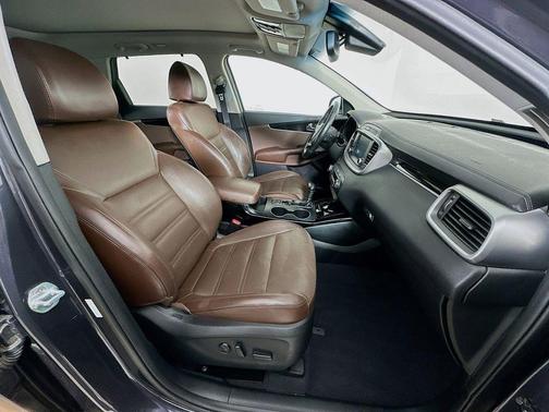 Platinum Graphite 2019 Kia Sorento SX