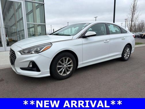 Quartz White Pearl 2019 Hyundai SONATA SE