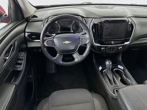 Cajun Red Tintcoat 2019 Chevrolet Traverse LT Cloth