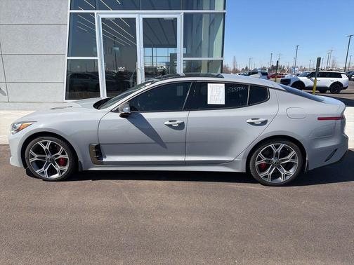 2019 Kia Stinger GT1