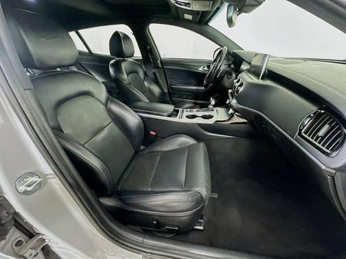 Ceramic Silver 2019 Kia Stinger GT1