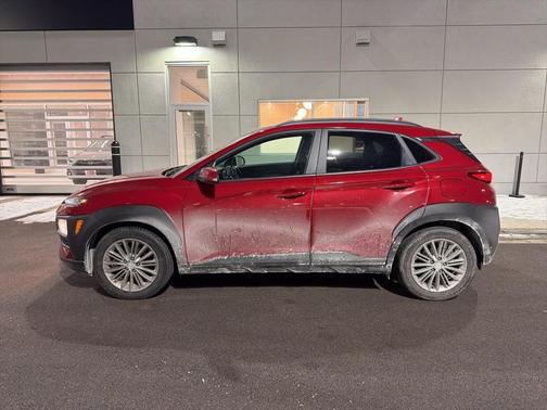 2020 Hyundai KONA SEL Plus