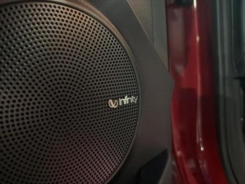 2020 Hyundai KONA SEL Plus