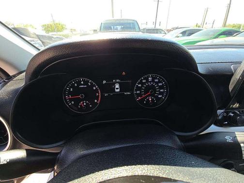 Snow White Pearl 2022 Kia Forte LXS