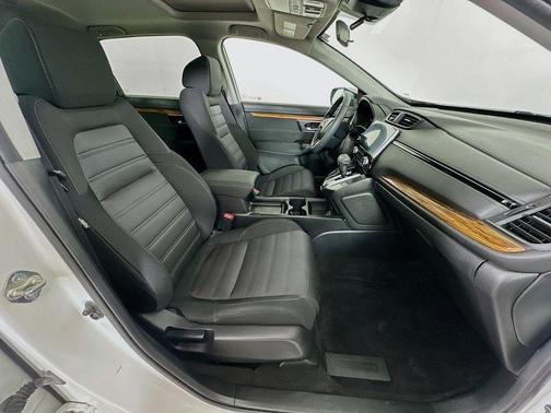 White Diamond Pearl 2018 Honda CR-V EX