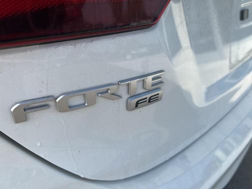 2024 Kia Forte LX