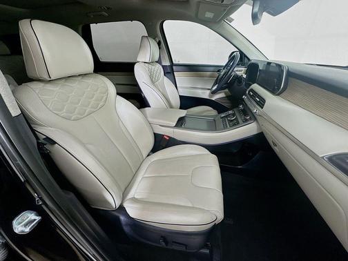 Abyss Black Pearl 2022 Hyundai PALISADE Limited