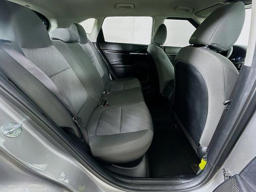 Steel Gray 2023 Kia Seltos LX