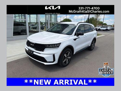 Glacial White Pearl 2022 Kia Sorento S