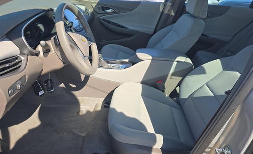 Silver Ice Metallic 2022 Chevrolet Malibu 1LS