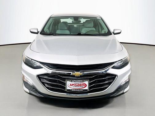 Silver Ice Metallic 2022 Chevrolet Malibu 1LS