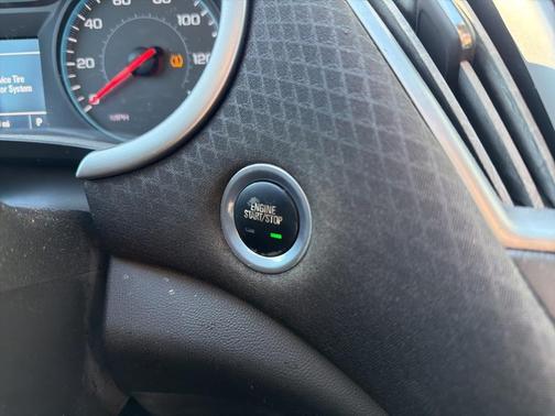 2017 Chevrolet Malibu 1LS