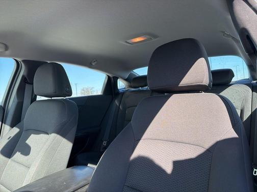 2017 Chevrolet Malibu 1LS