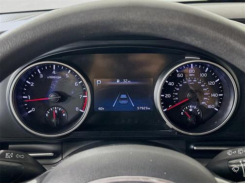 2022 Kia Carnival LX