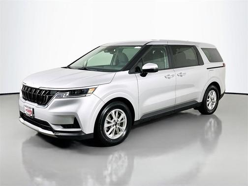 2022 Kia Carnival LX