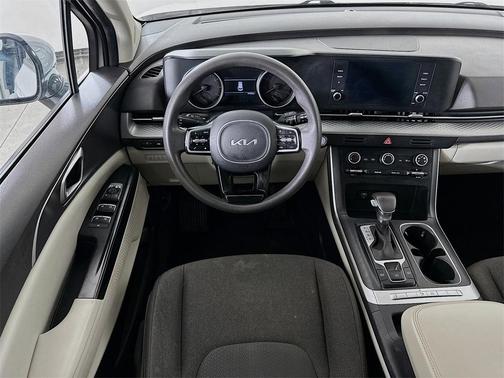 2022 Kia Carnival LX