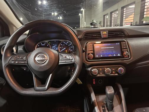 2023 Nissan Versa 1.6 S