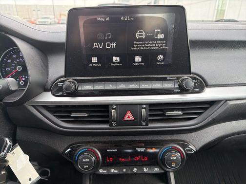 Aurora Black Pearl 2019 Kia Forte FE