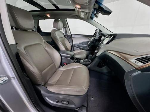 2017 Hyundai SANTA FE Limited Ultimate