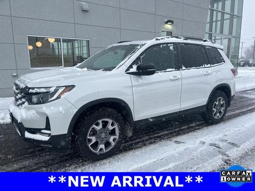 2023 Honda Passport AWD TrailSport