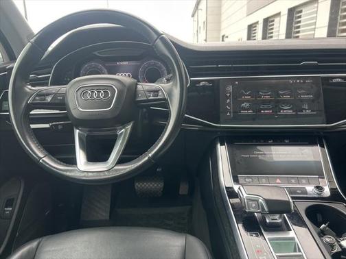 2020 Audi Q7 55 Premium Plus
