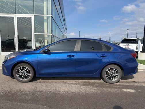 Deep Sea Blue 2022 Kia Forte LXS