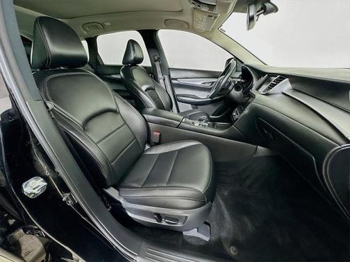 2021 INFINITI QX50 LUXE AWD