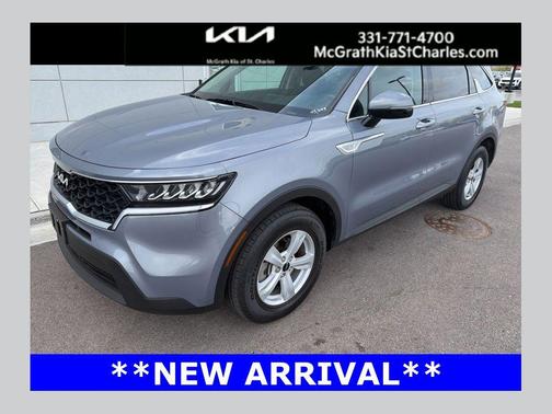Everlasting Silver 2023 Kia Sorento LX