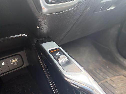 Wolf Gray 2022 Kia Sorento SX