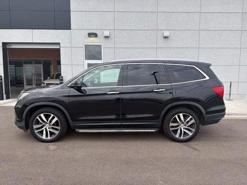 2017 Honda Pilot Touring