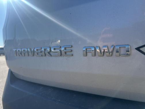 2018 Chevrolet Traverse LT Cloth